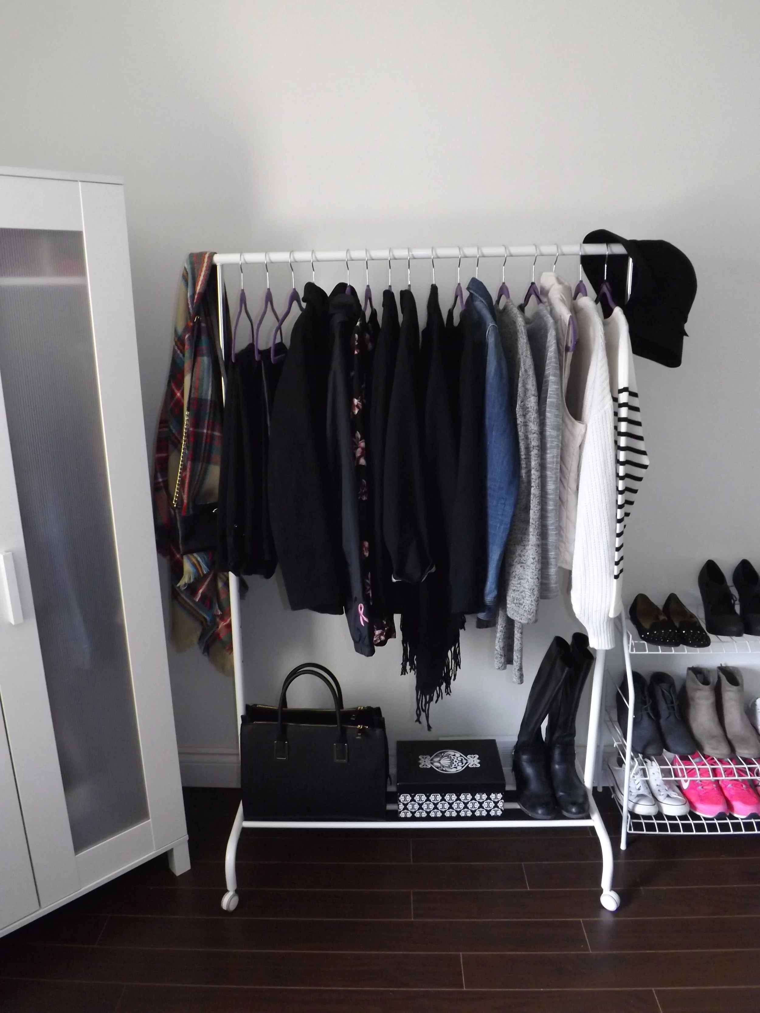 Decorating A Budget-Friendly Student Apartment Room