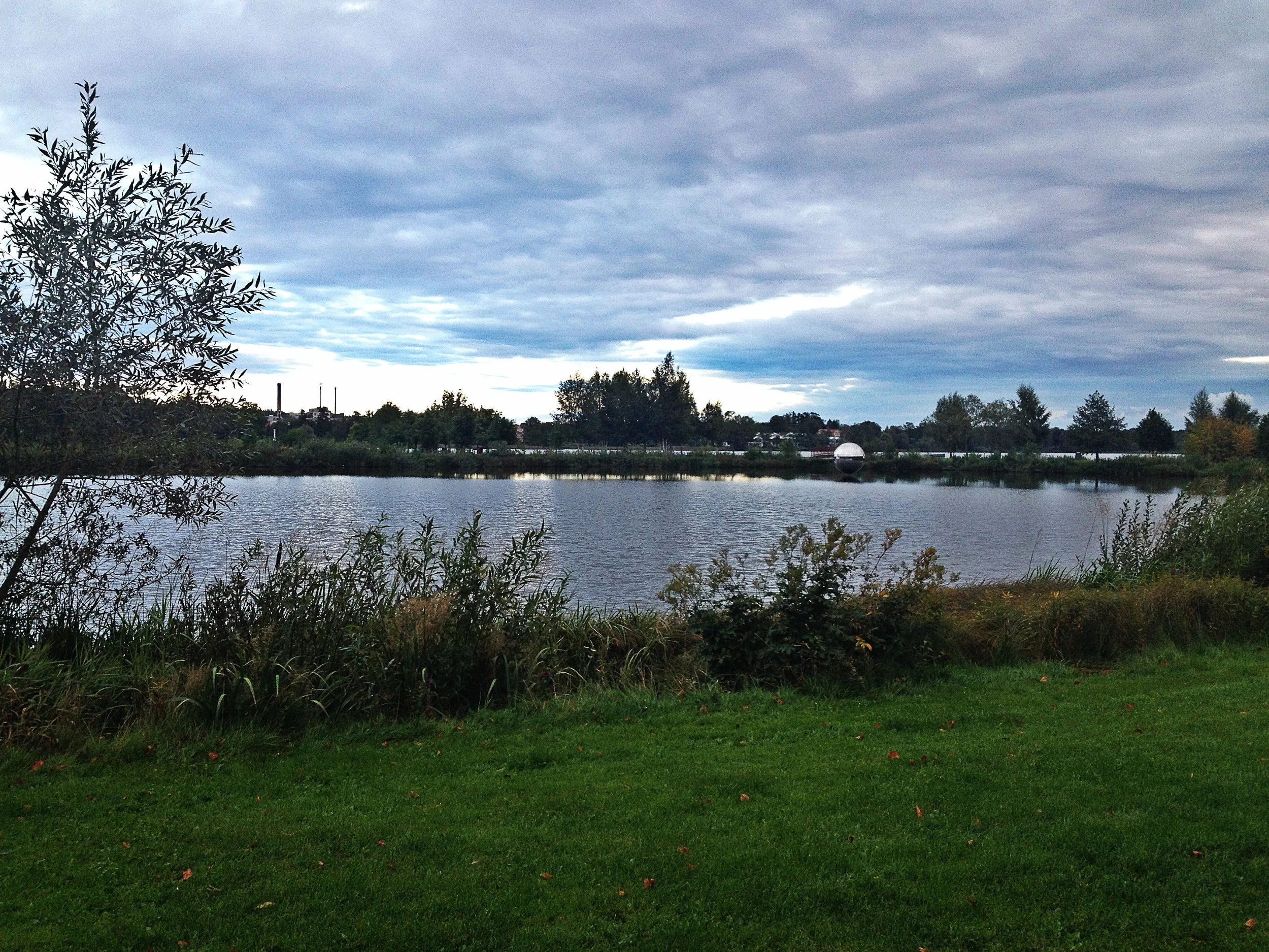 Lake 2.jpg