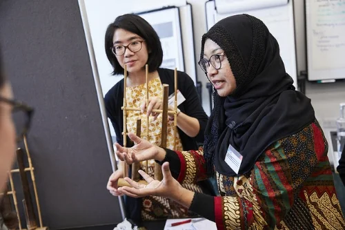 I really enjoyed learning from Team Indonesia. I could relate to the Batik fabric they exhibited because its used in Nigeria too!