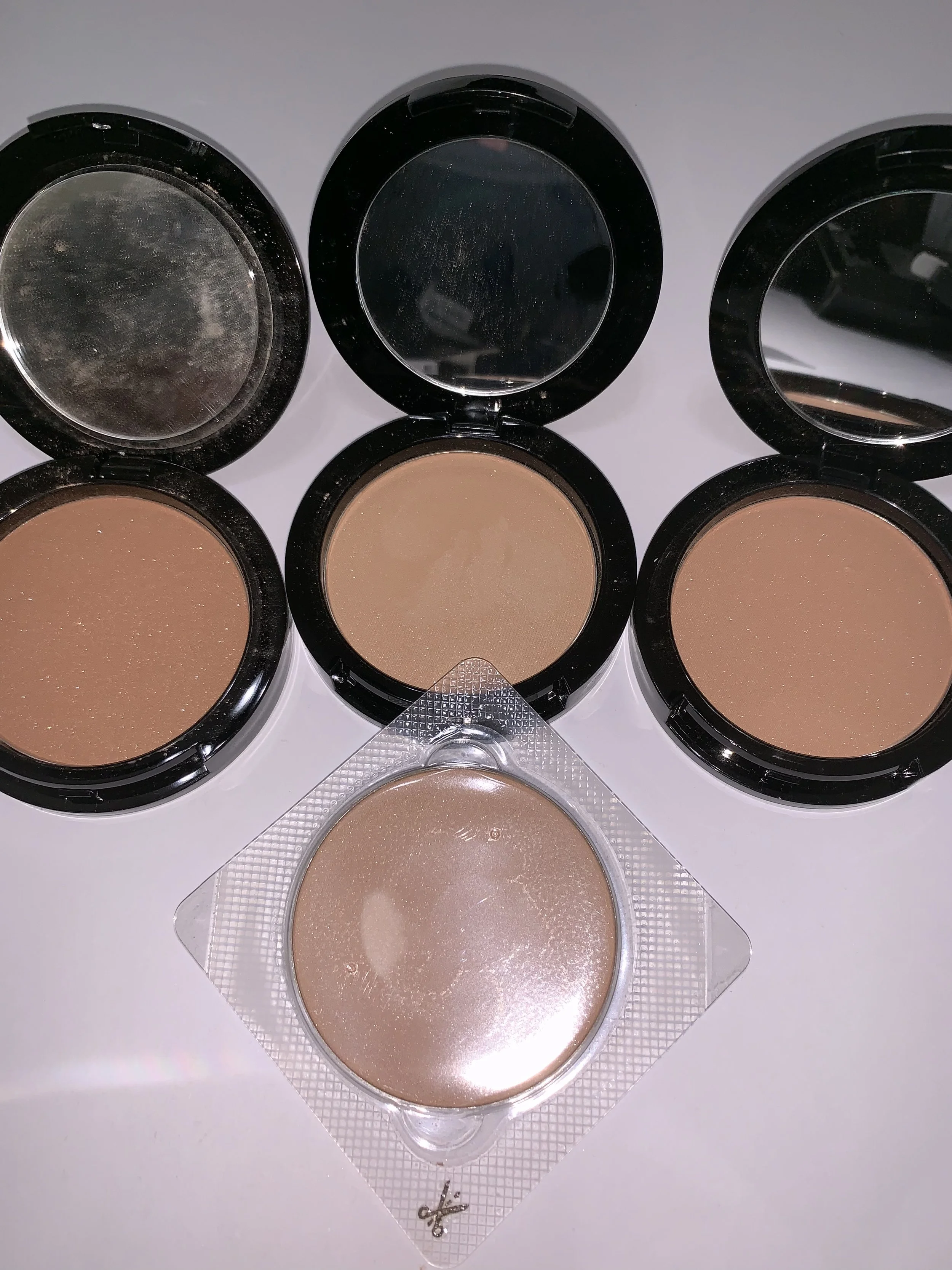 inglot53,54,56 and 18 pressed powder$25