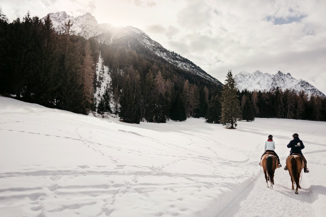 LETZTER PLATZ - Winterreiten & Yoga im Unterengadin - mit Pia