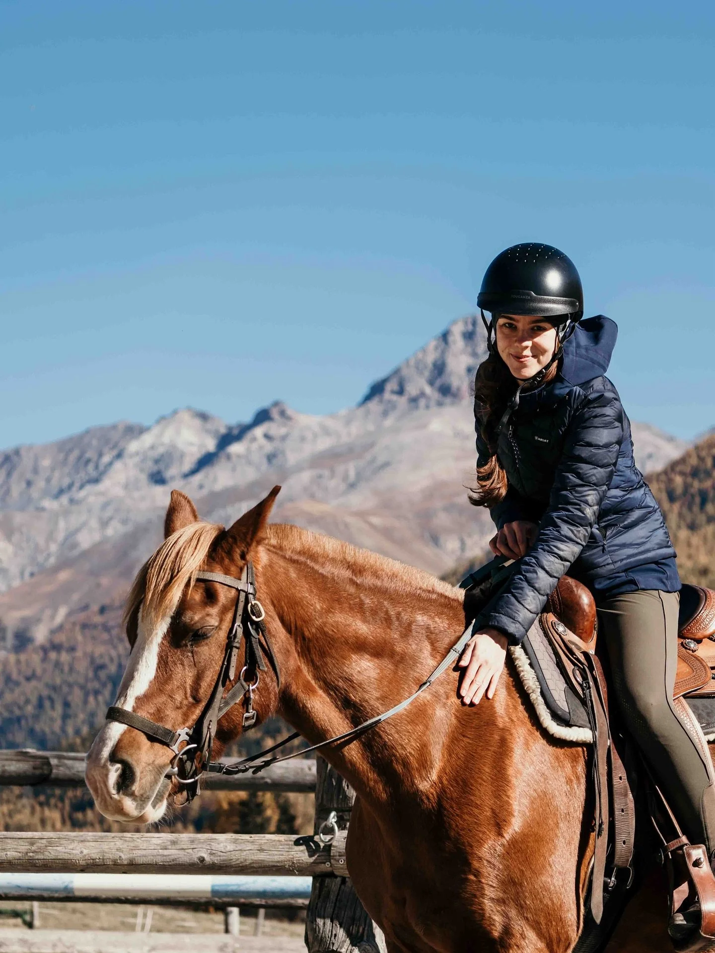 Und schon ist es wieder vorbei &ndash; unser Wellness, Reiten &amp; Yoga Wochenende im Engadin. Es war ein goldener Herbst wie aus dem Bilderbuch: goldene L&auml;rchen, mildes Licht, warme Temperaturen und eine Landschaft, die kaum sch&ouml;ner sein 