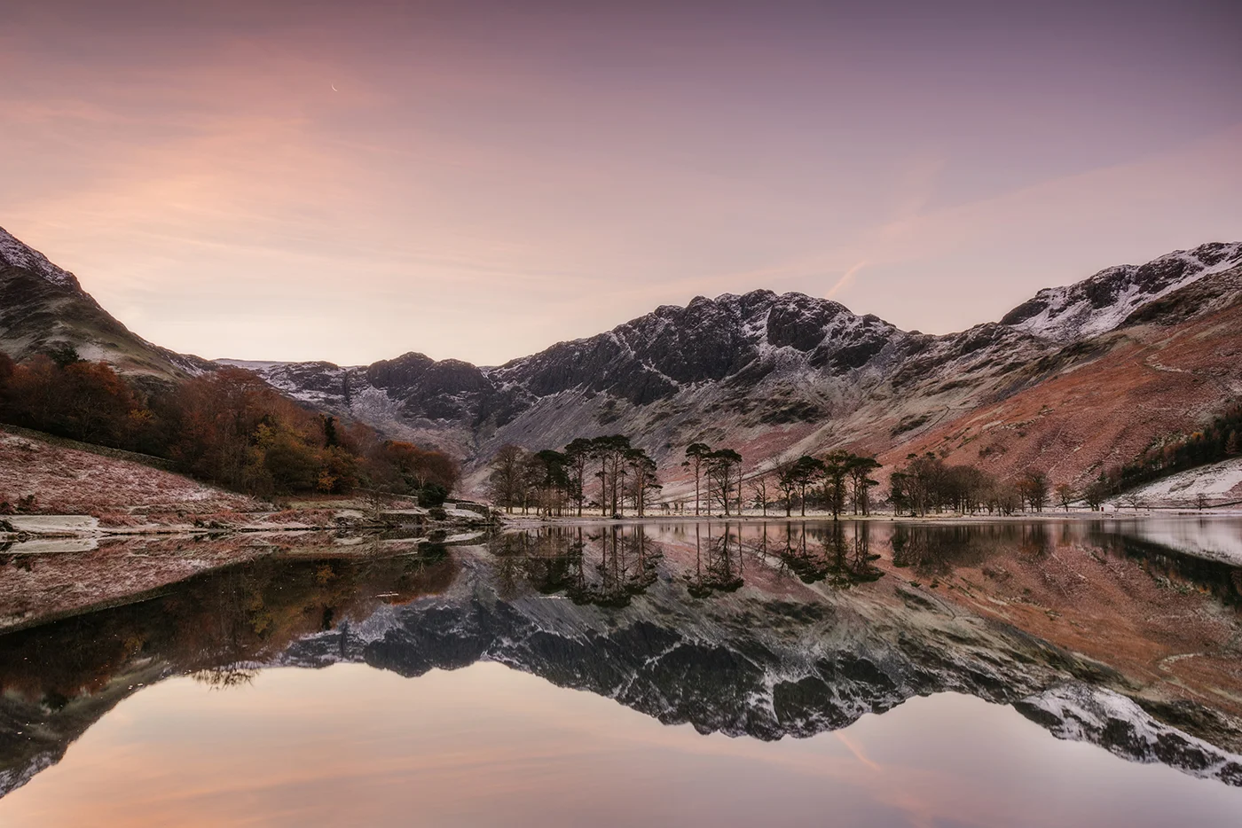Simon Saunders - Buttermere Sunrise @northernskylinephotography