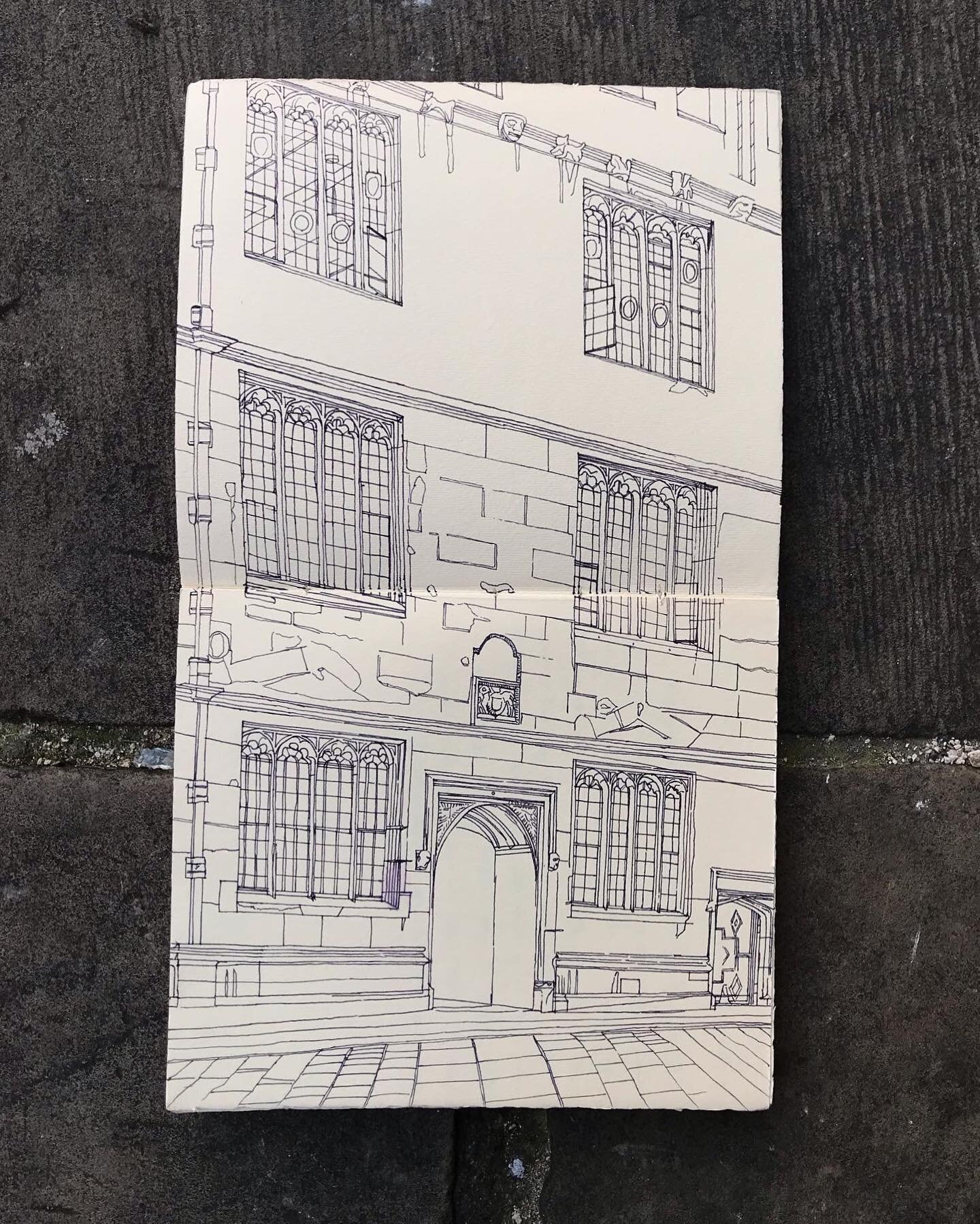In celebration of Sir Thomas Bodley (founder of the Bodleian Libraries) birthday today I picked the Old Library, across the street from my office for my next life drawing. I didn&rsquo;t plan the composition much but loved how the three floors across
