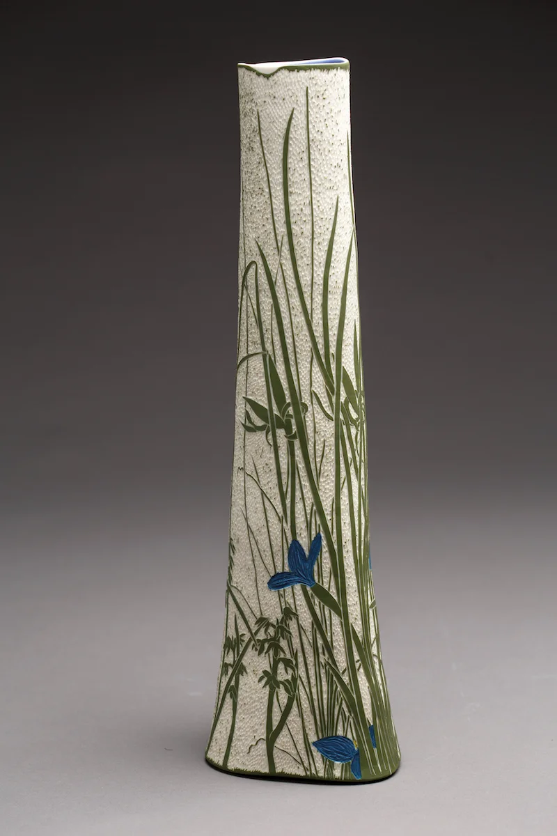Swamp Iris with Green Midge Orchid , 2018, Porcelain, 44.7h x 14.2w x 12.1d base cm. Image: Andrew Sikorski-Art Atelier
