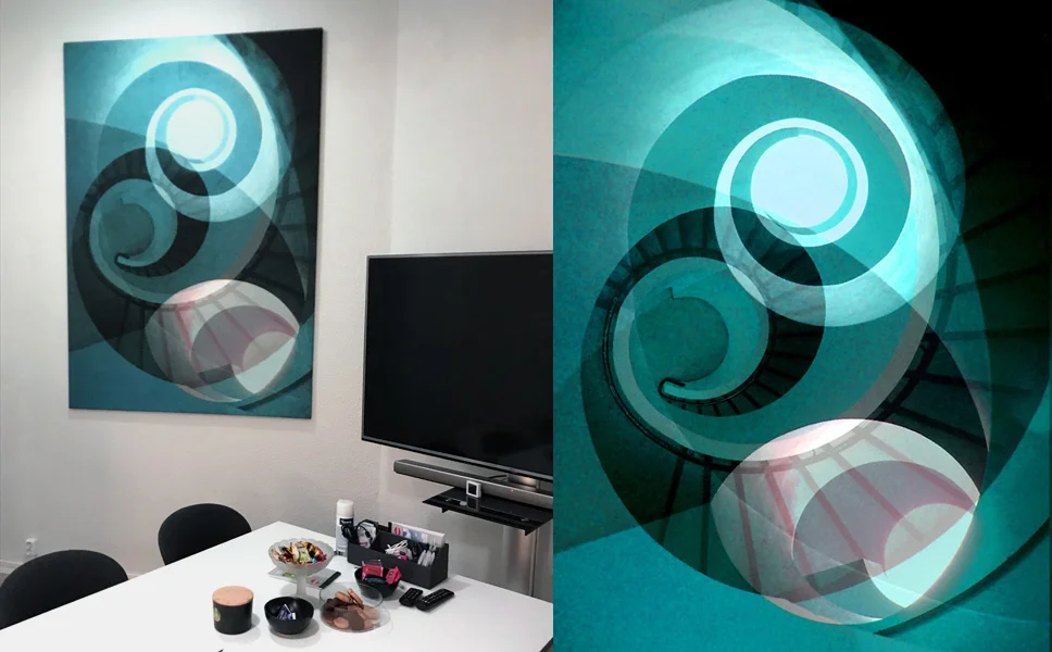 This custom design wall piece ( size 140 cm x 200 cm) in a training room was designed for the customer by theme, colors and the company logo. These entrepreneurs are aviatiors, the pattern was designed from three different photos taken at Helsinki-Malmi Airport.