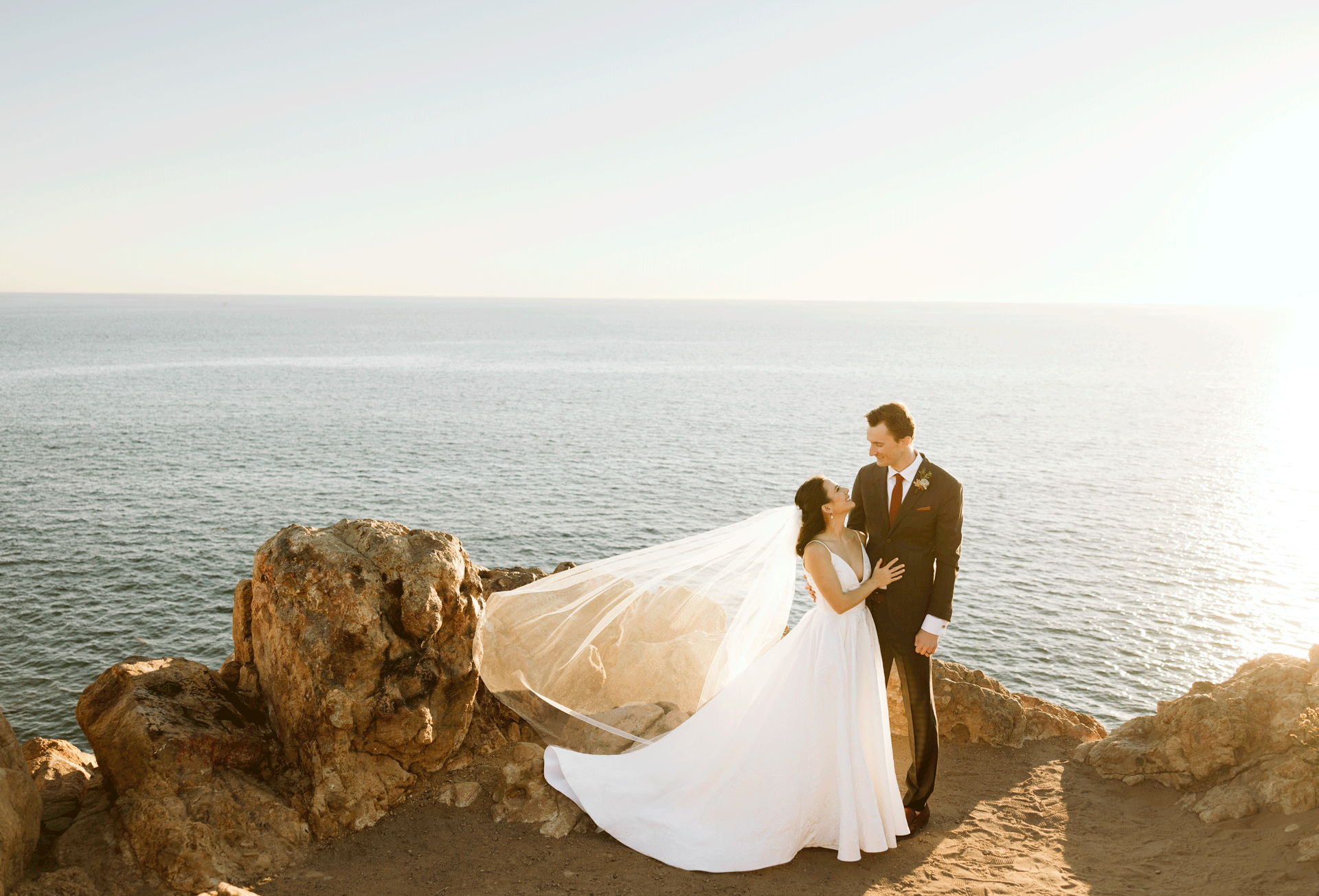 From Sweet to Silly: How GIFs Can Capture Every Moment of Your Wedding Day