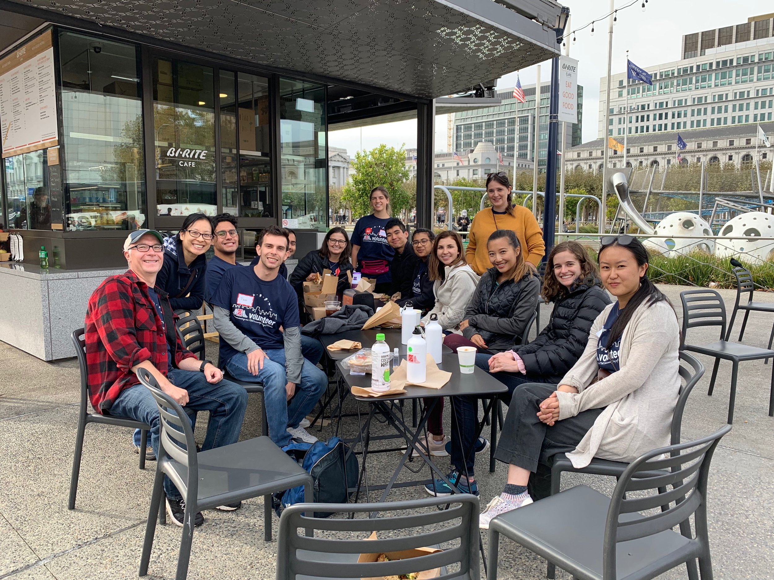  Project Homeless Connect 2019 — IBM volunteers 