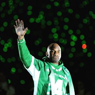 Dear Ridernation: This is a very emotional time for me right now and it's hard to put my thoughts together, but I wanted to send out a thank you from the bottom of my heart.
11 years ago when I came up to Saskatchewan, I never could have imagined the love and support I've felt from the Rider fans across the world! Although I wanted to stay, everyone's time comes and this is mine. I have so many cherished memories of my time in Green. I'm excited for a new opportunity.
I'll say more later once this has sunken in. Thank you again! π