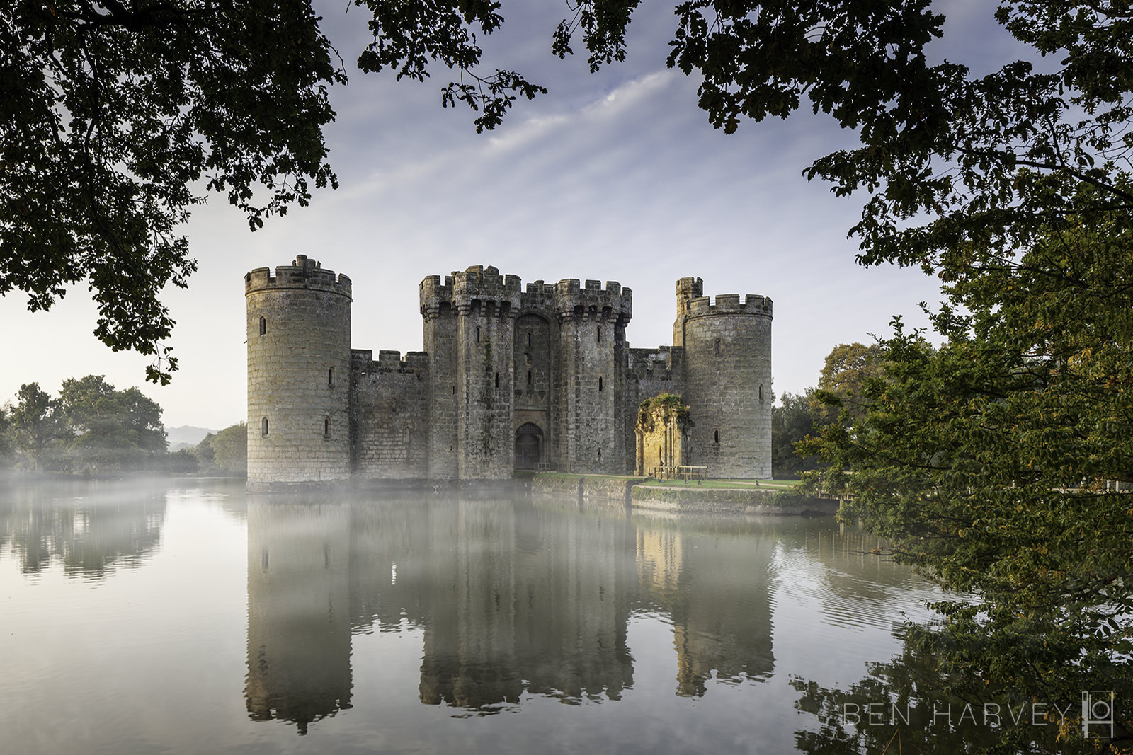 BODIAM MIST.jpg