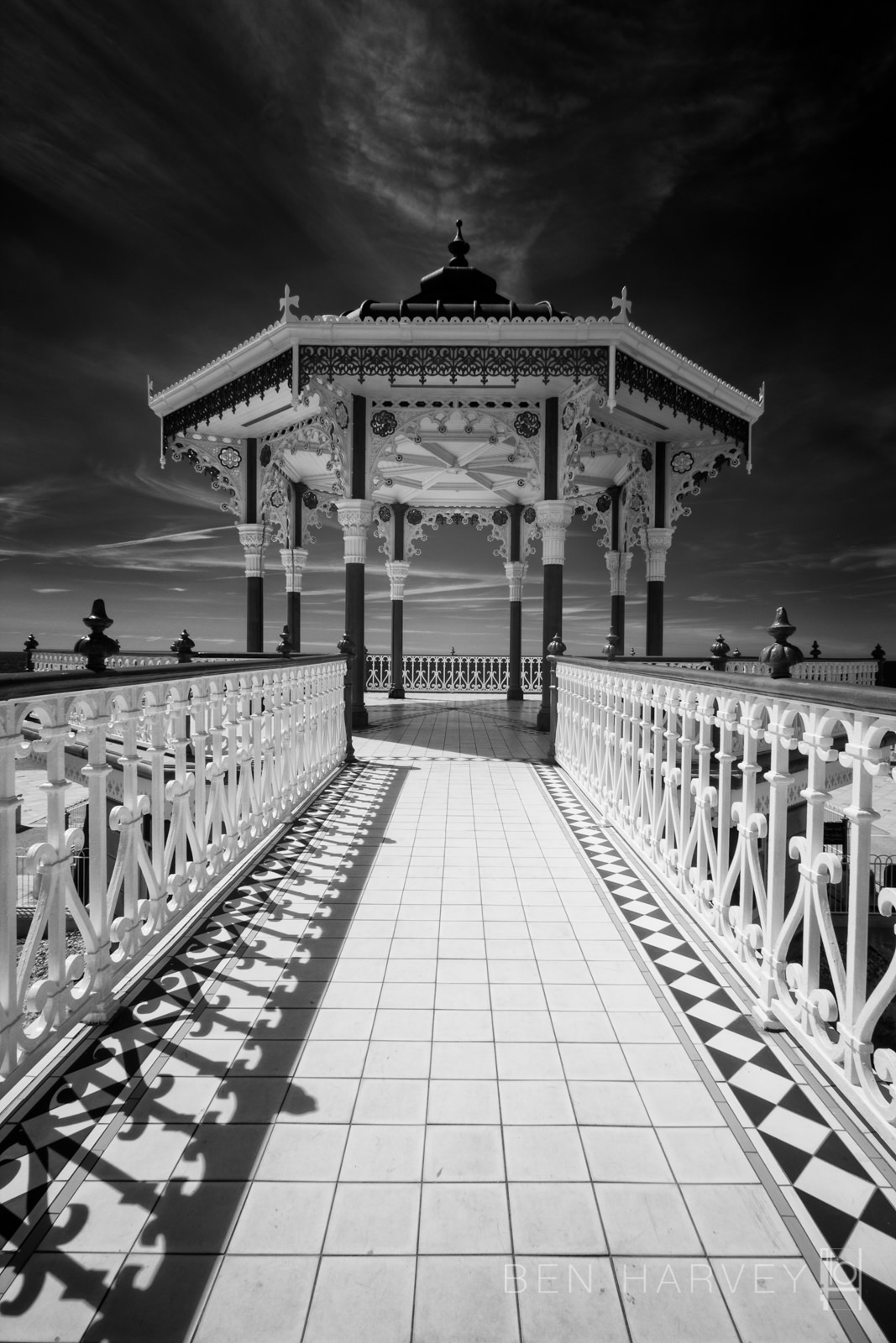 BAND STAND INFRARED.jpg