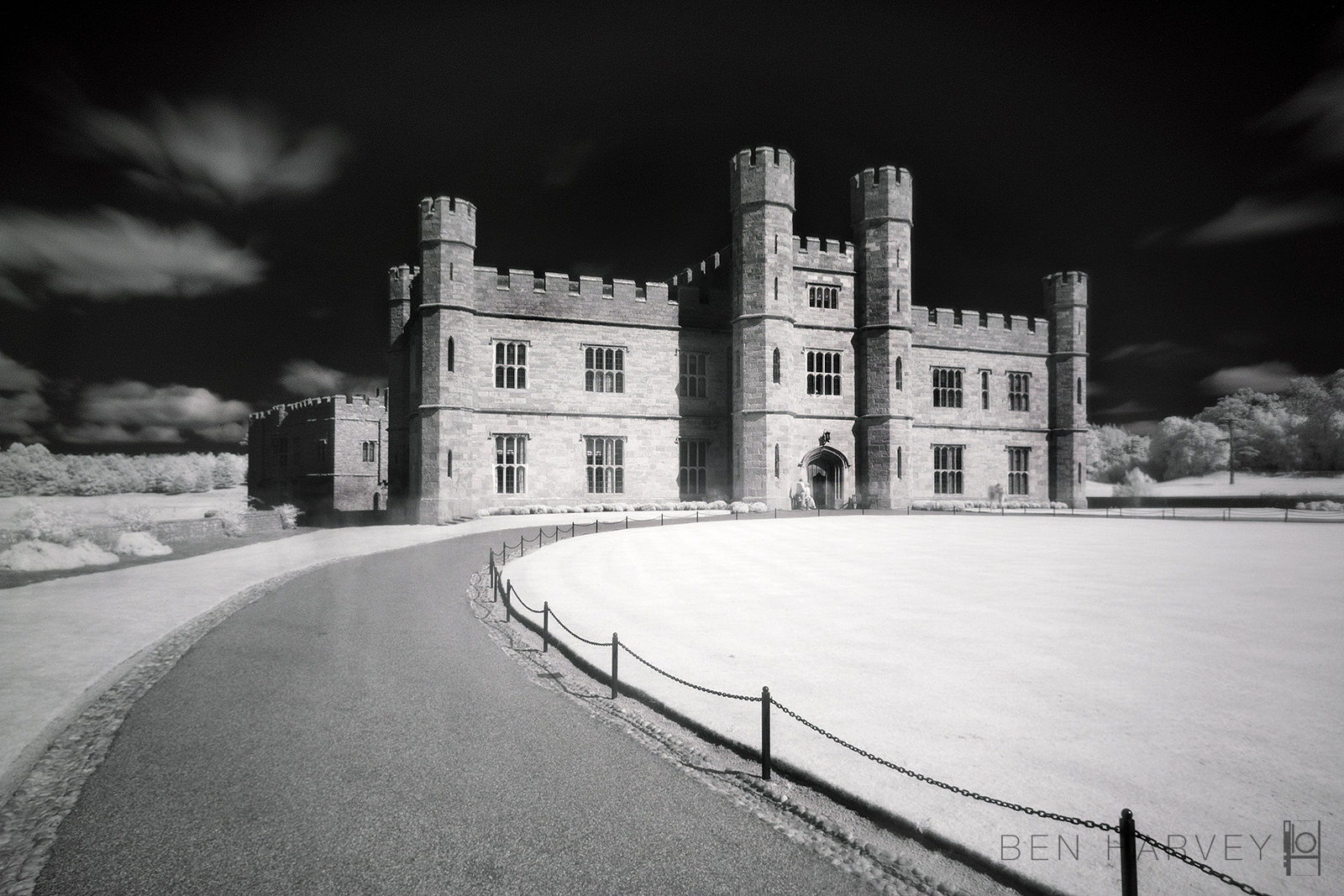 LEEDS CASTLE.jpg