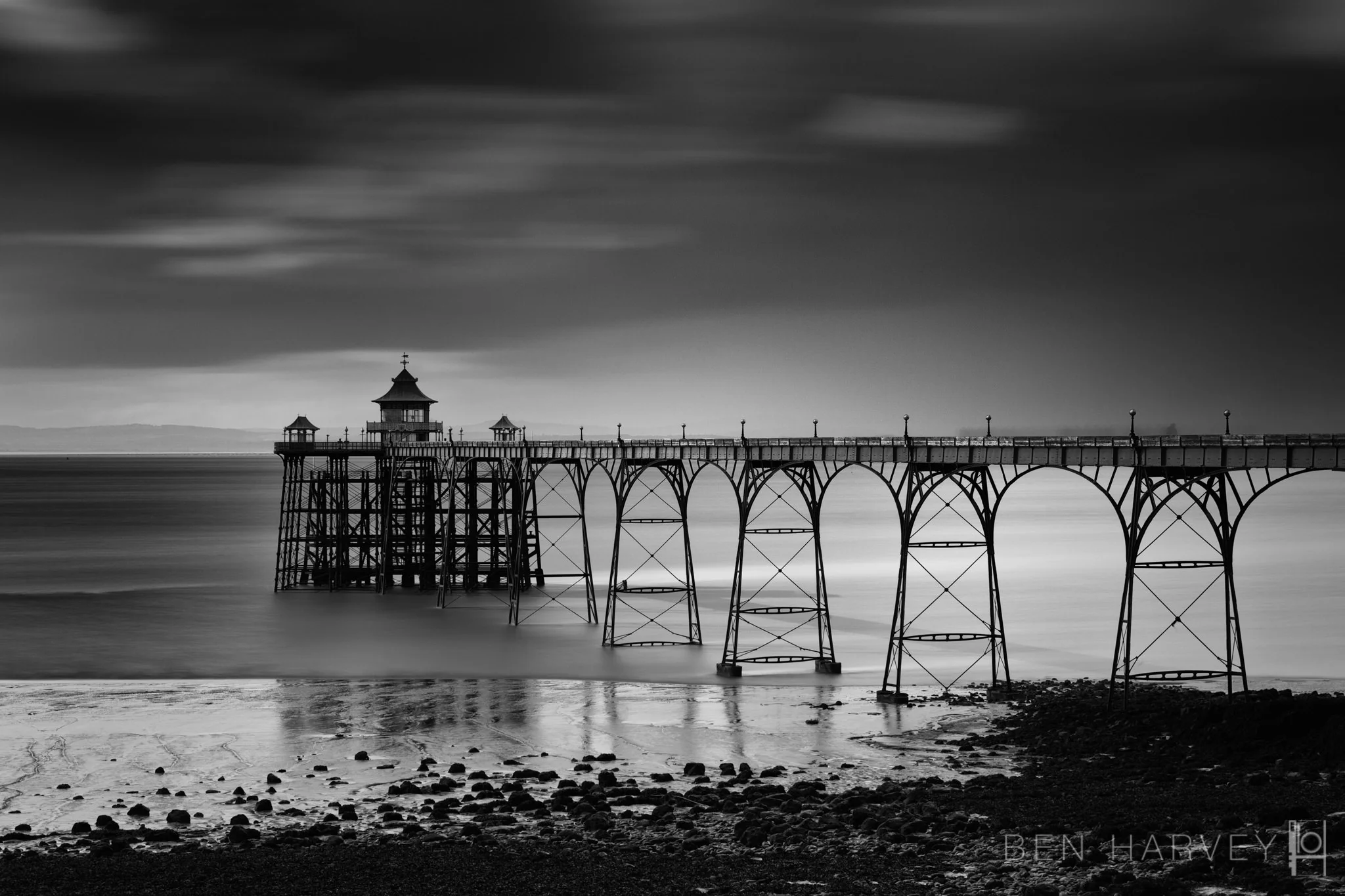 CLEVEDON PIER.JPG