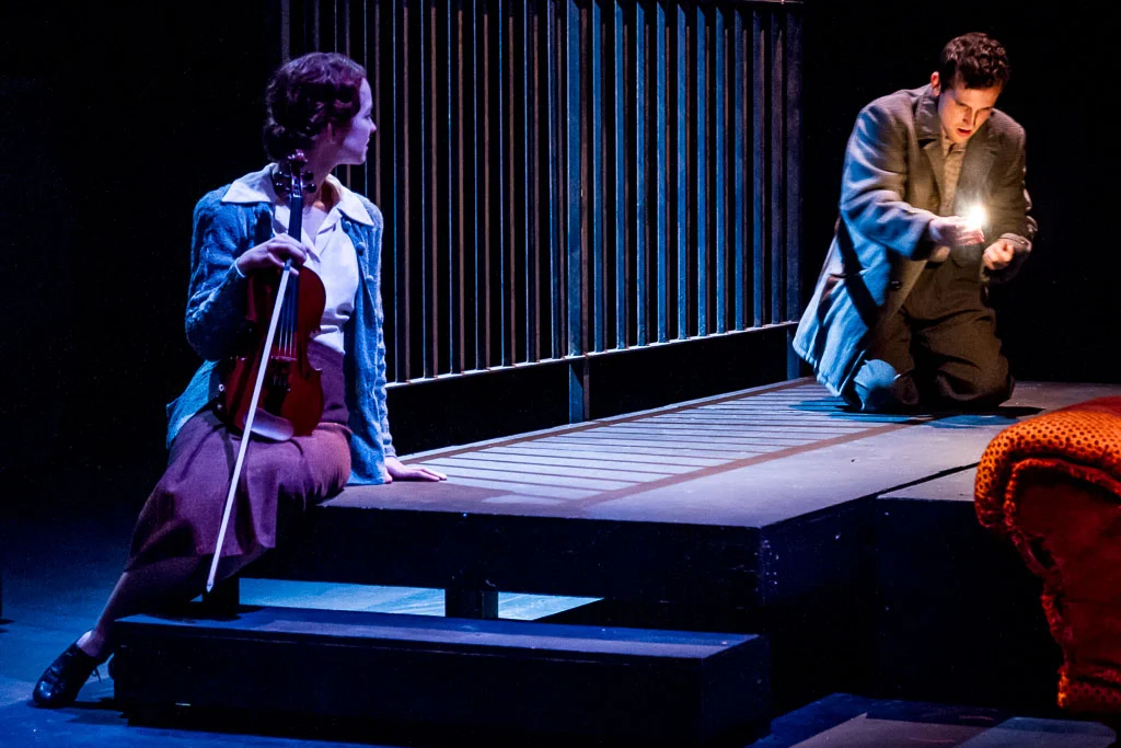 The Glass Menagerie-27.jpg