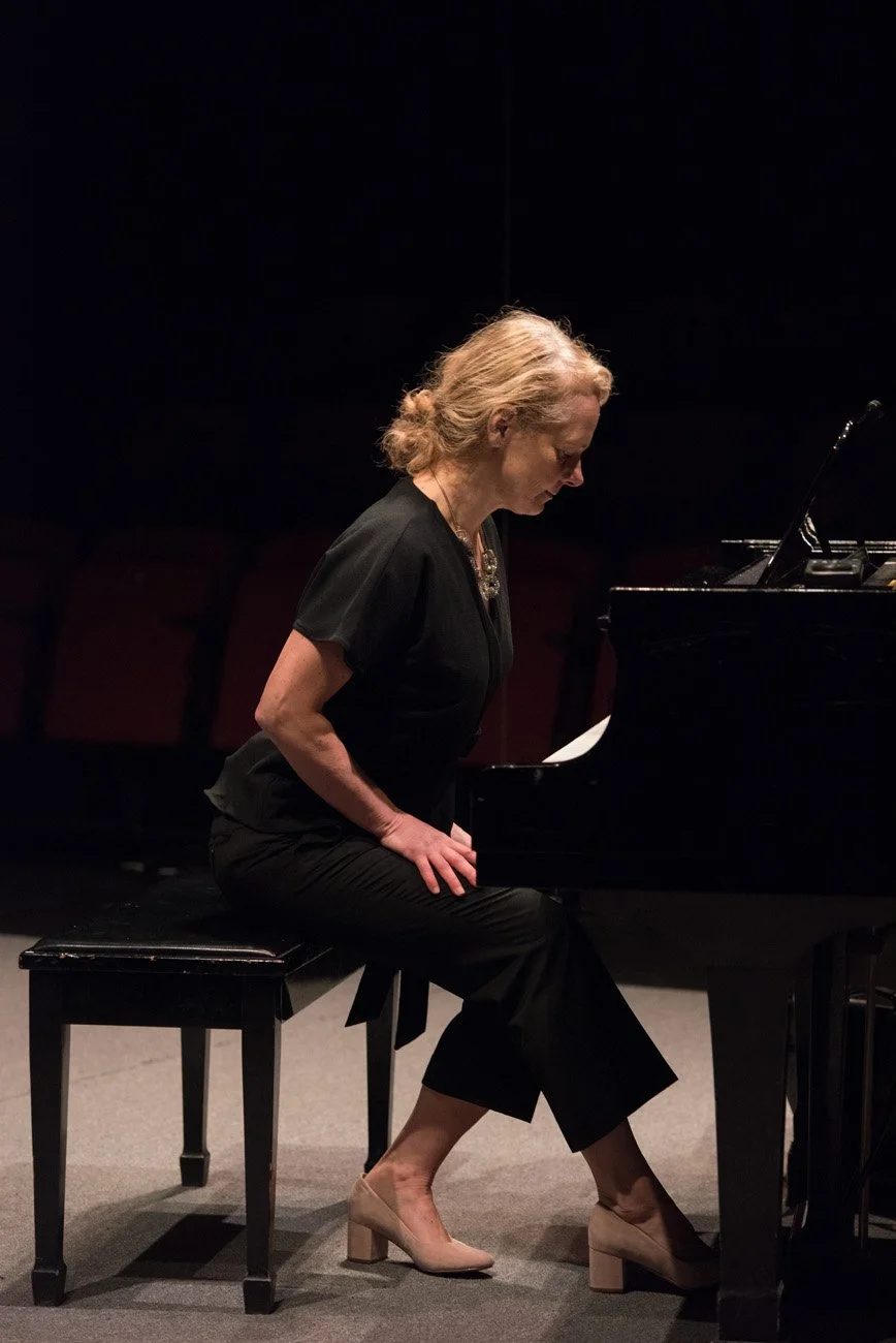 Piano_Teacher_dress_0397.jpg
