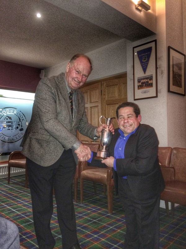 IGWA Chairman Dermot Gilleece presents Championship winner Paul Kelly with the Mary McKenna Trophy at Woodbrook Golf Club.