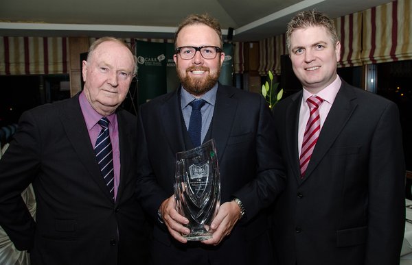 2015 IGWA Professional of the Year, Shane Lowry with IGWA Chairman Dermot Gilleece (left) and Ed Pettit, Managing Director of Carr Golf 