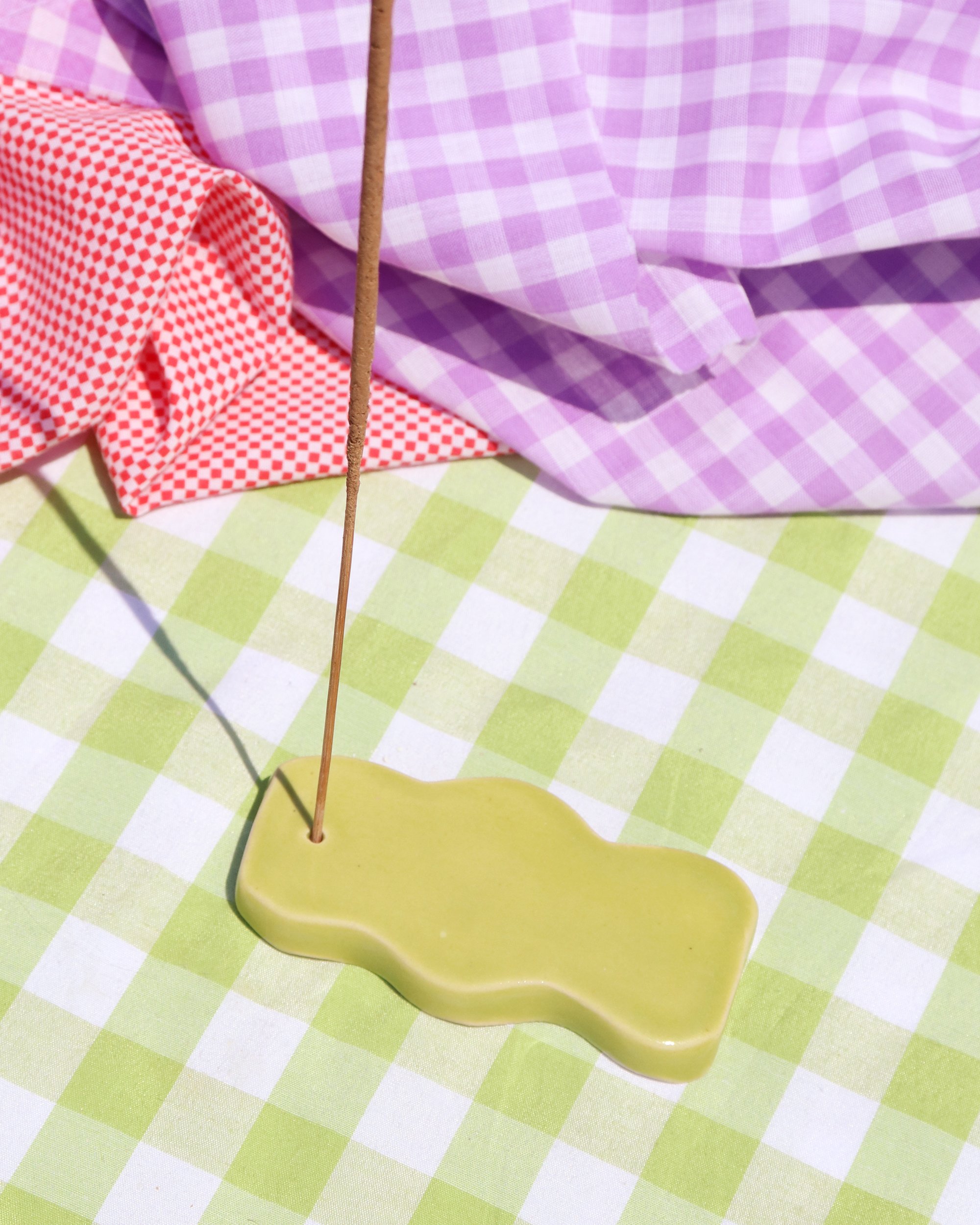 wave incense holder-1.jpg