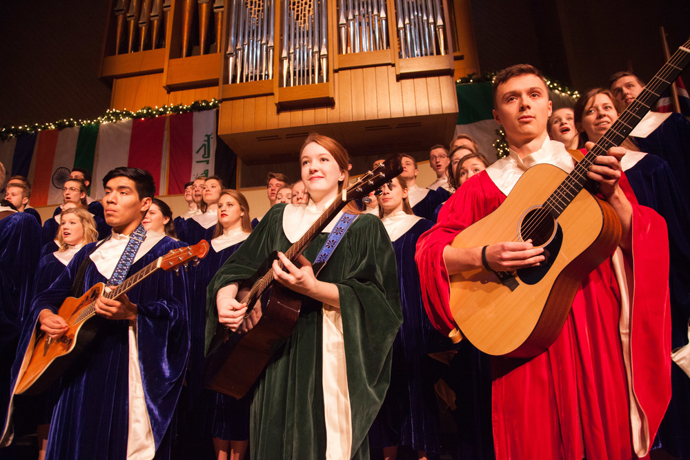  Christmas At Luther 2015. The theme for this year's performance was Savior of the Nations, Come. This year's show consisted of a number of international pieces as well as "traditional" western hymns. 