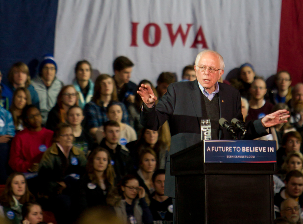  On Sunday, January 24th 2016, Bernie Sanders addressed an energetic cowd of over 2,000 faculty, staff, students and Decorah community members in the Luther College main gym. That rally was part of his last big push to get his message out before the 