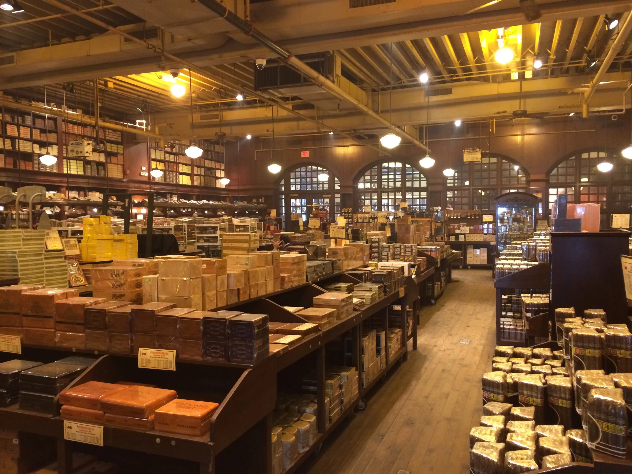   JR TOBACCO  Paramus, NJ 