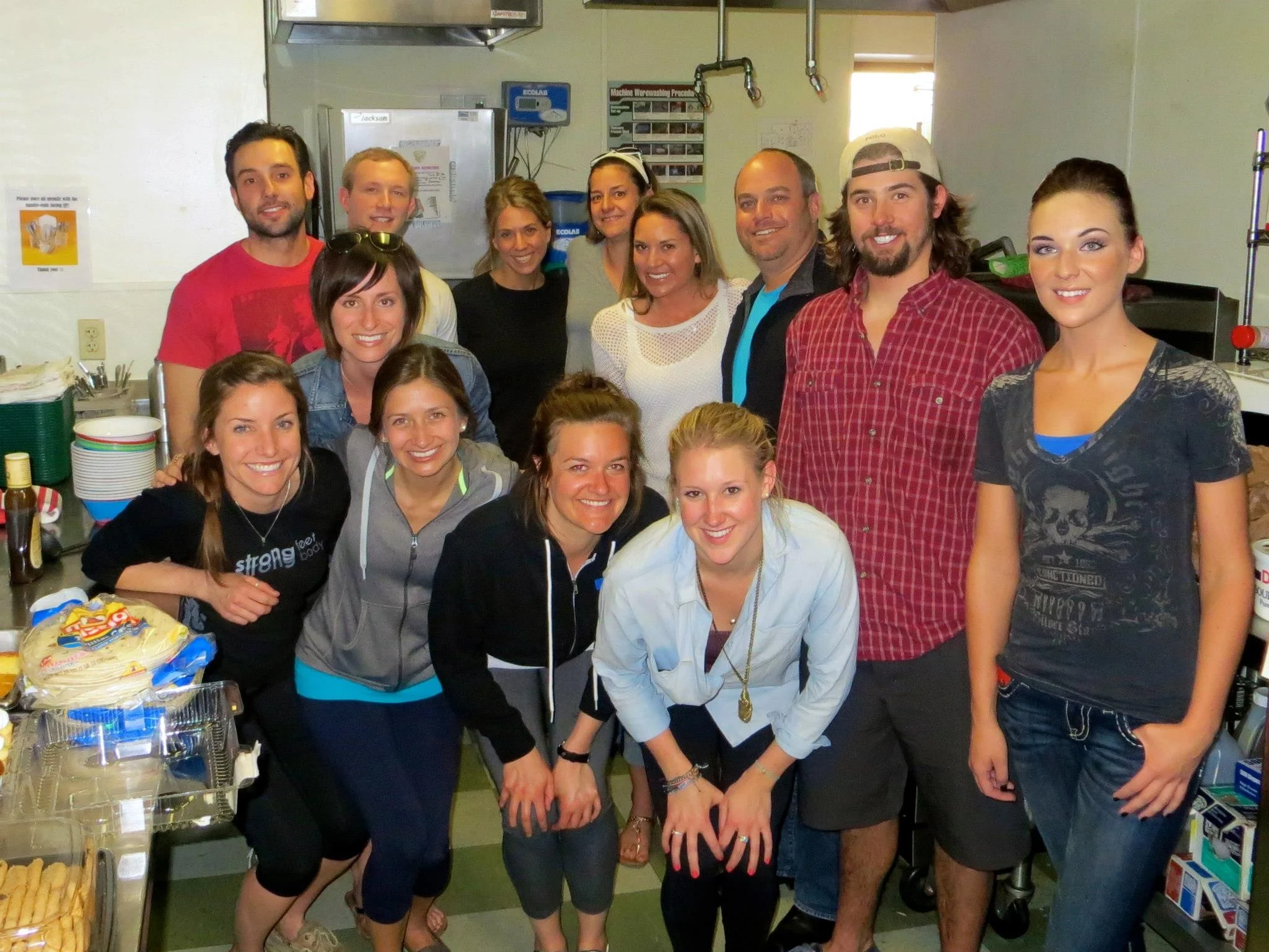 Volunteers from Lululemon Athletica at Urban Peak