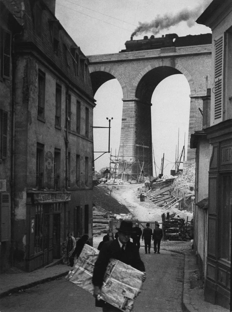 André Kertész Meudon gelatin silver print 14 x 11 inches (35.5 X 27.9 cm)