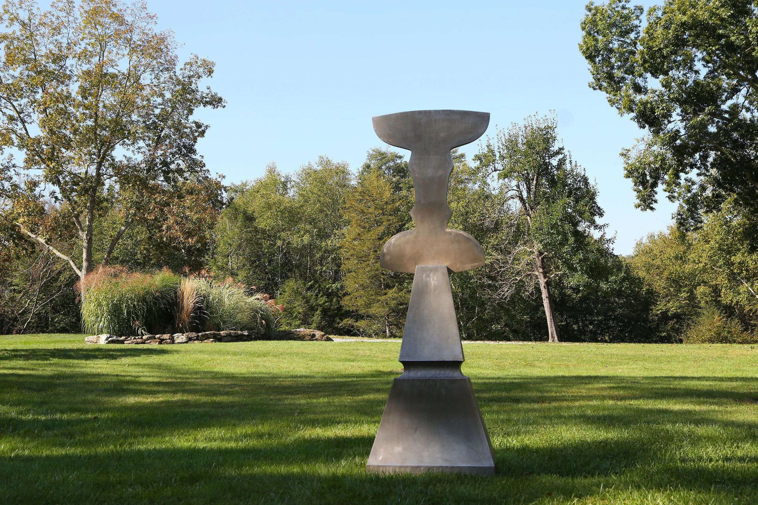 Tetrachord Alter , 1985-6 stainless steel 81 3/4 x 16 3/4 x 26 1/2 inches (2017.6 x 42.5 x 67.3 cm)