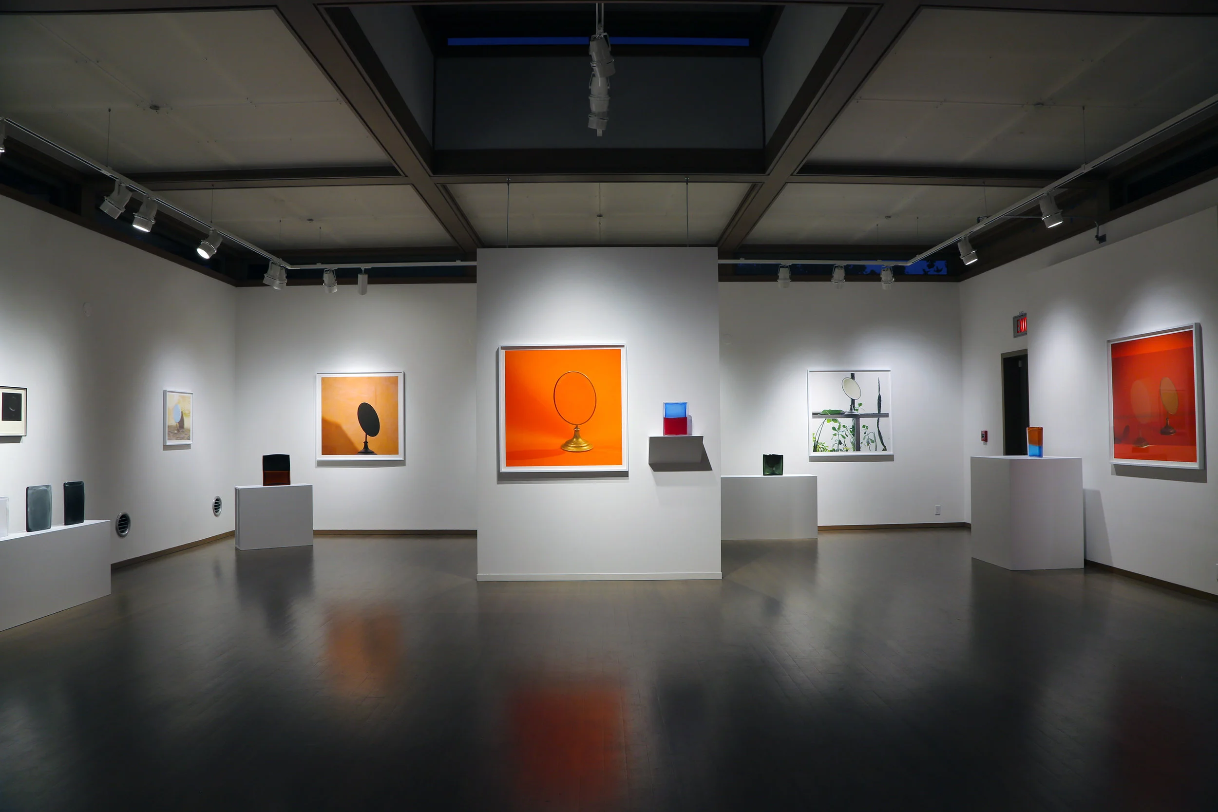 Jeannette Montgomery Barron / Laura de Santillana: Mirrors and Glass September 8 - November 11, 2018