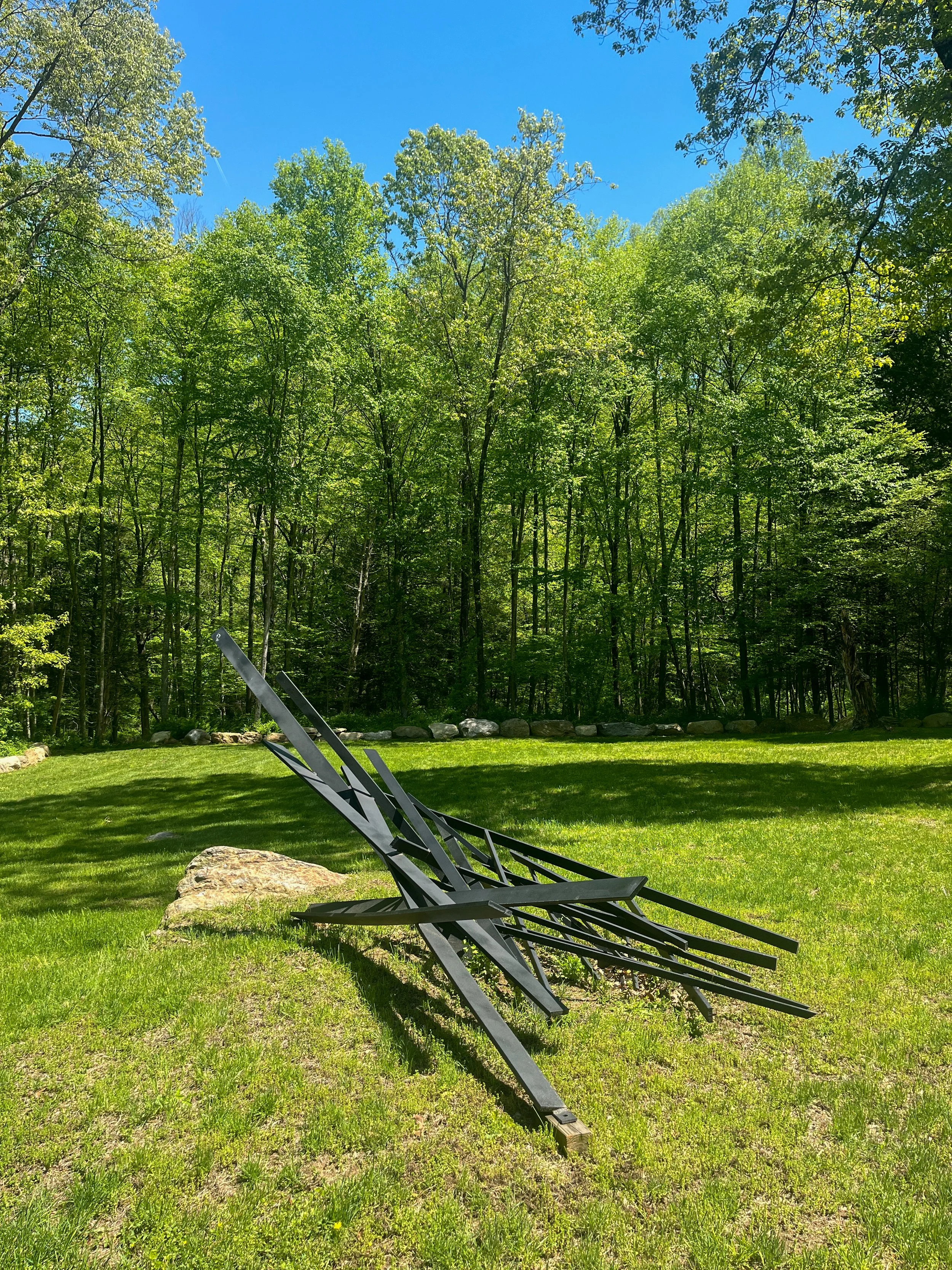   Rain Shadow , 1977 powder coated steel 78 x 85 x 114 inches 