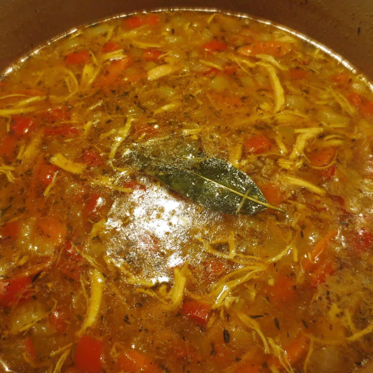 &Eacute;talon Moroccan Spice Blend plus bay leaf chicken, onions and red bell pepper over organic brown rice.