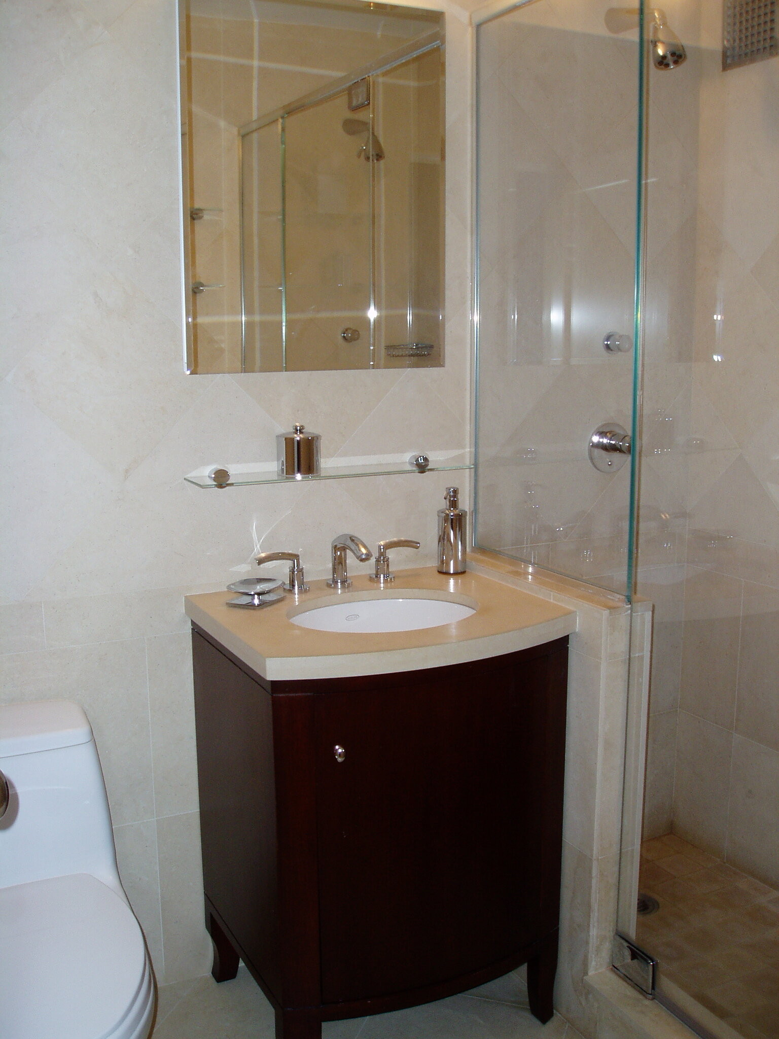 modern-bathroom-sue-centra-interiors.JPG