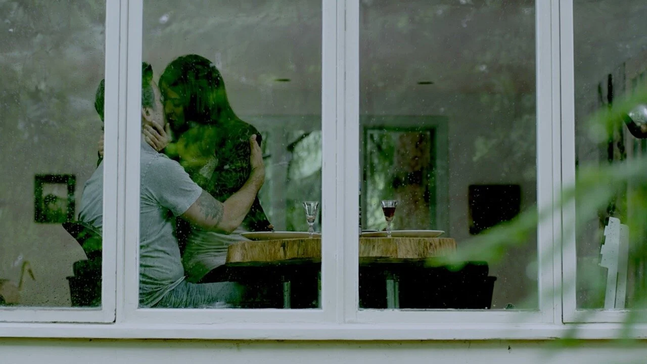 Ronnie&Gracie_STILL.jpg