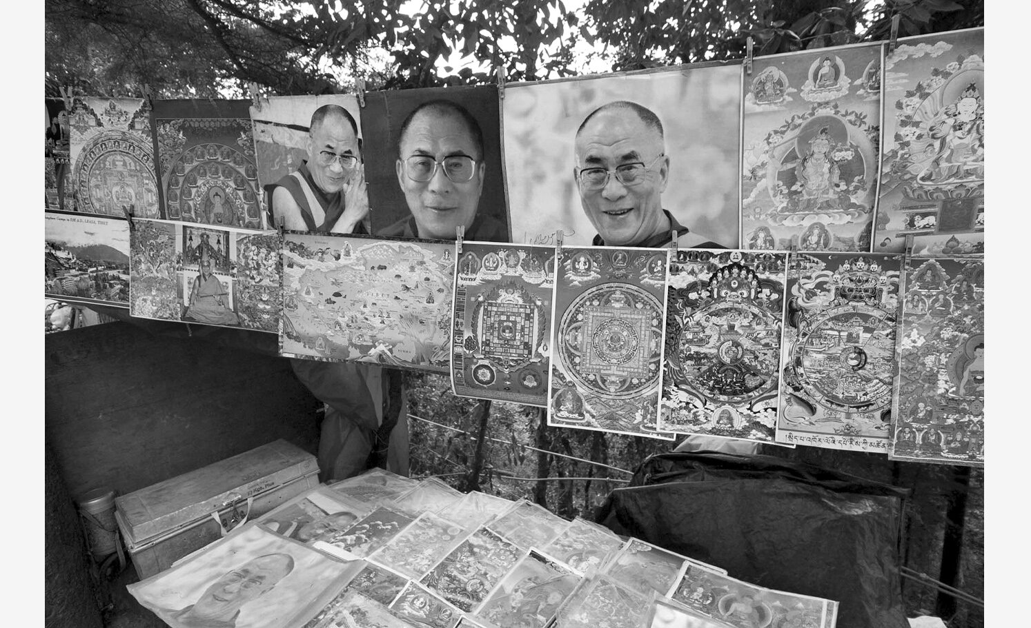 Tibetan-gallery-posters.jpg