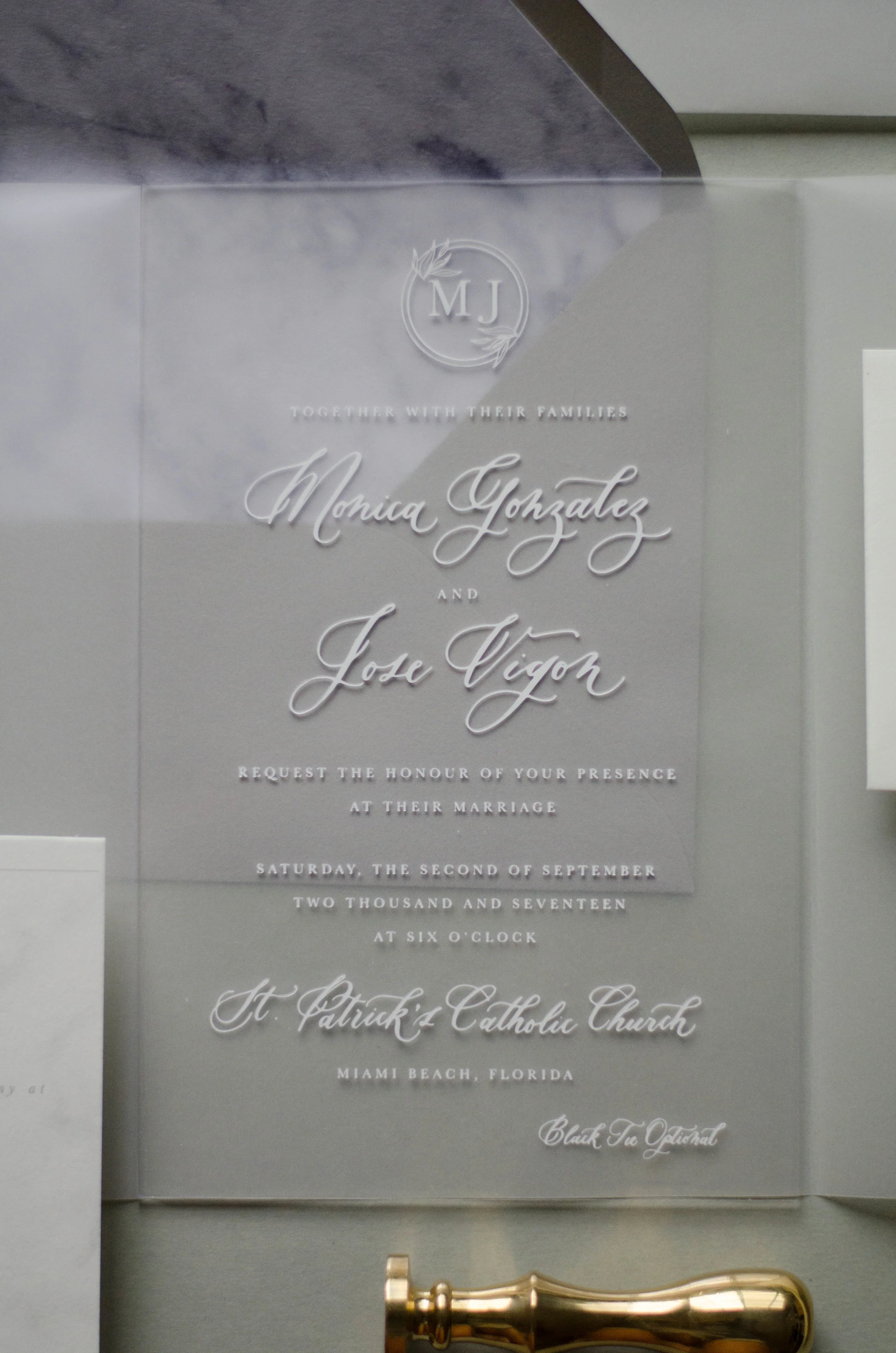 Acrylic-Invitations-and-Marble-8.jpg