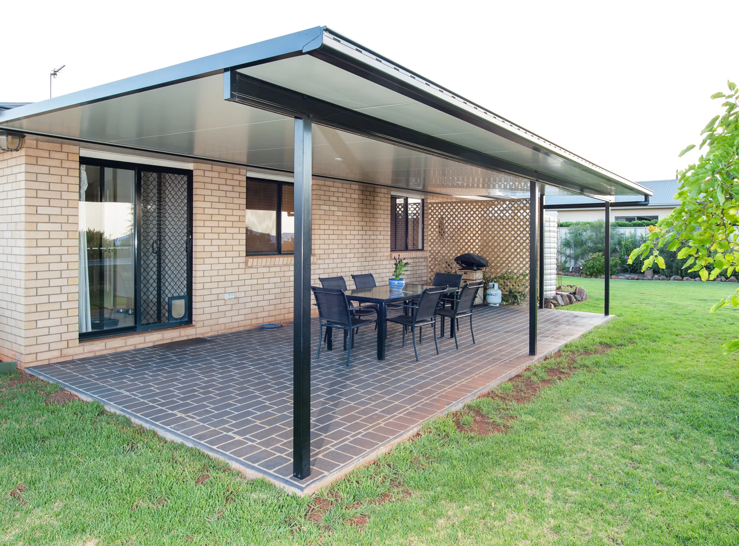 concrete_and_stencilling_prestige_patios_3