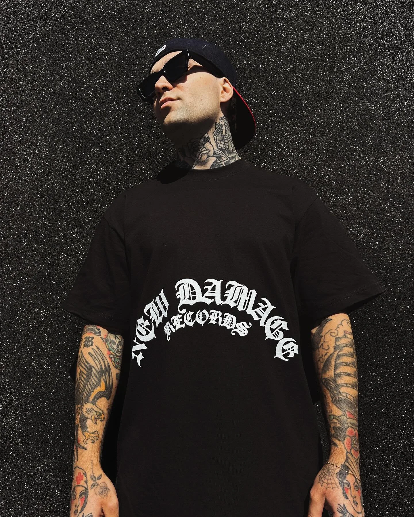 Real ones coming out @newdamagerecords &quot;Stomach Rocker Tees&quot; available now on heavyweight @shaka_wear @dinealonestore 
🙏🖤🏴&zwj;☠️