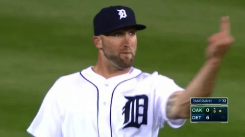 tiger giving the finger.jpg