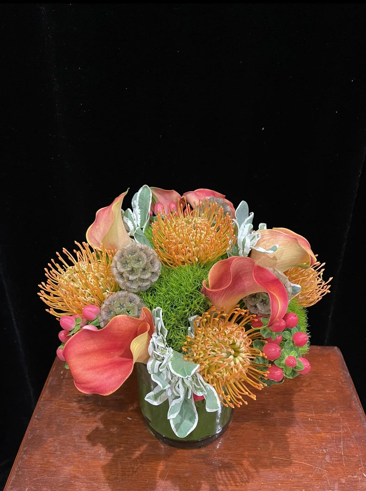 pincushion-calla-lilies-dianthus-berries-snowonthemountain.jpeg