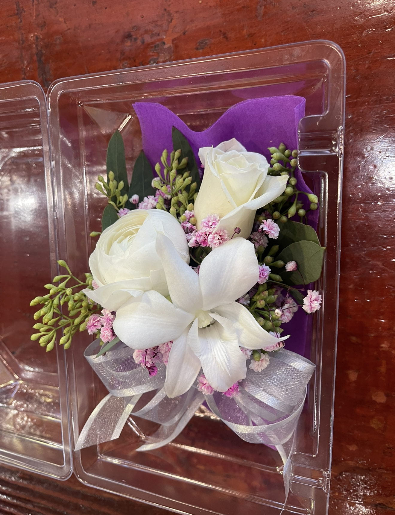 CORSAGE-2.png