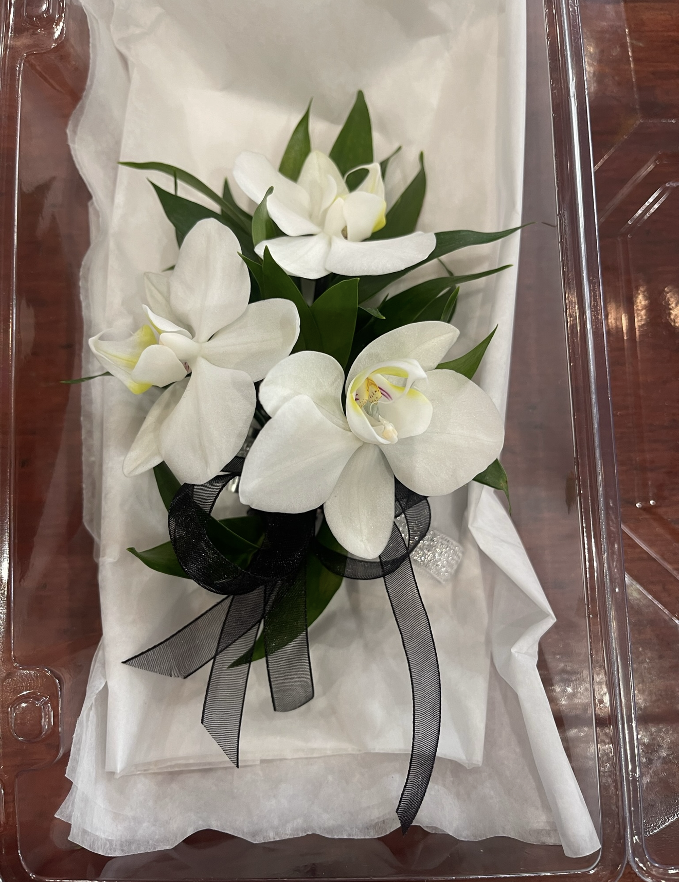 corsage-6.png