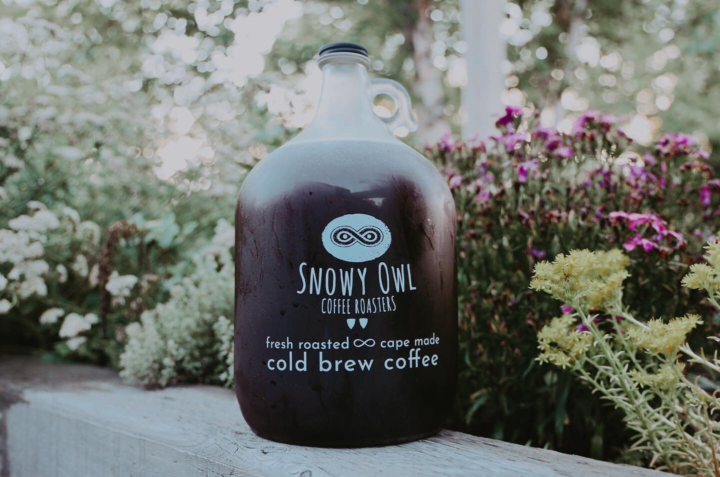 New 🍒 limited edition 🍒 cold brew is available for pre-order! This Ethiopia Gelana is a naturally processed coffee from the Doko Chere Kebel region  just south of Addis Ababa. As a cold brew, this coffee tastes like black cherry juice; we aren&rsqu