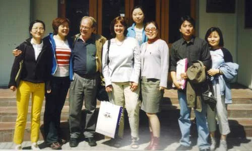 Peter Froning (third from left) with a visiting American friend and his Chinese students. Photo: Courtesy of Mary Froning
