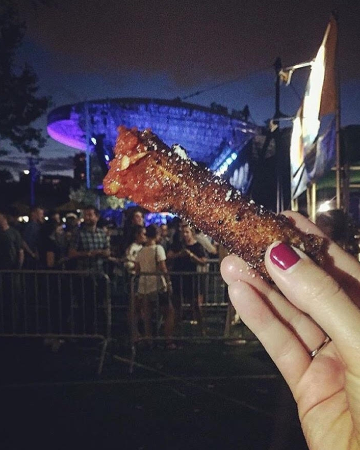 "This is pure magic, how the Big Mozz boys pull off their thickly-coated cheese sticks time and time again." - Gothamist