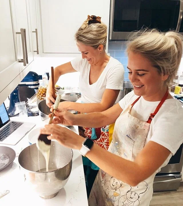 Hang with us every Friday for a Mozzarella Making Class. Booking for this week closes on Monday night at 10pm. See you there 🧀 bigmozz.com/zoom
