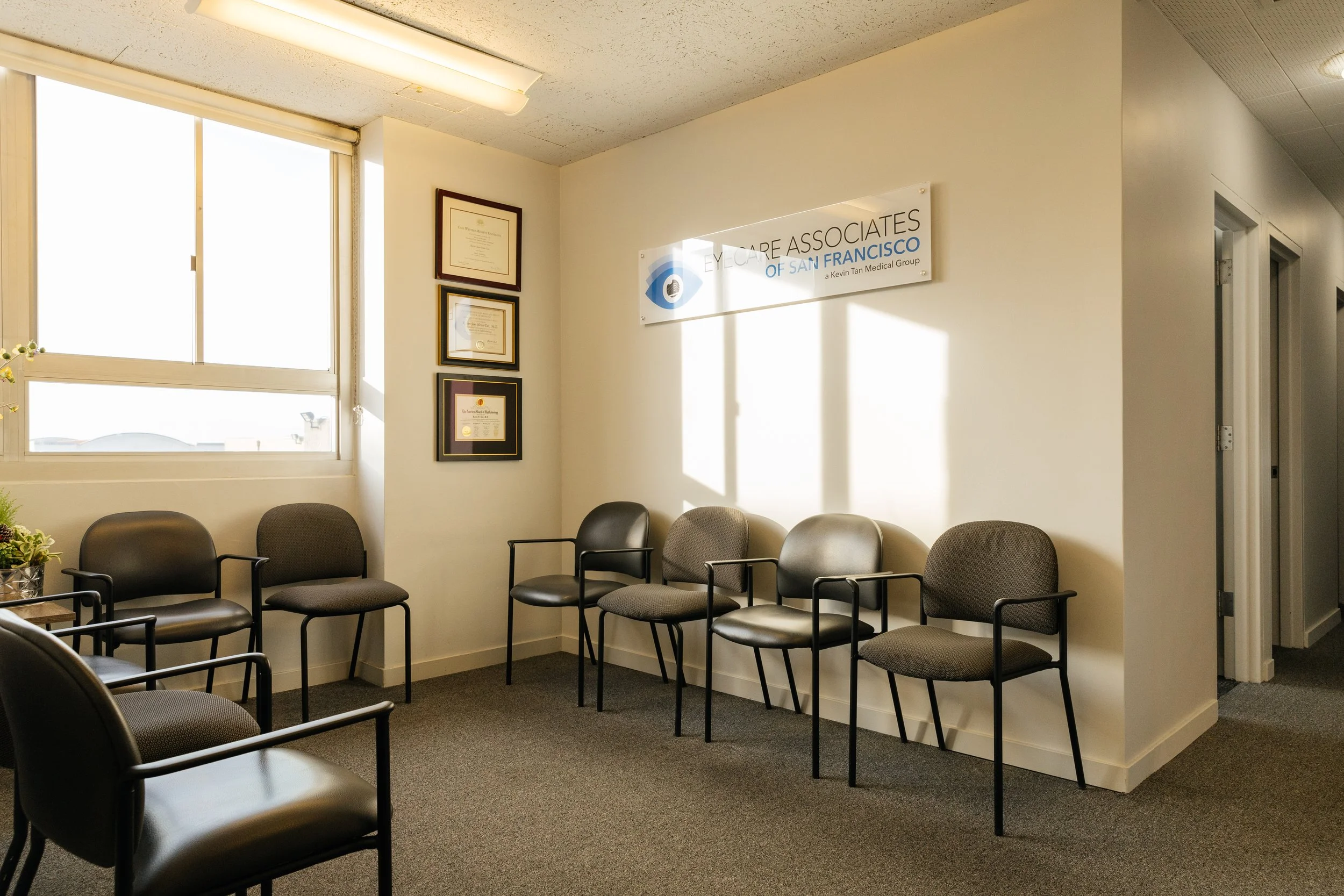 Waiting room at Eyecare Associates of San Francisco
