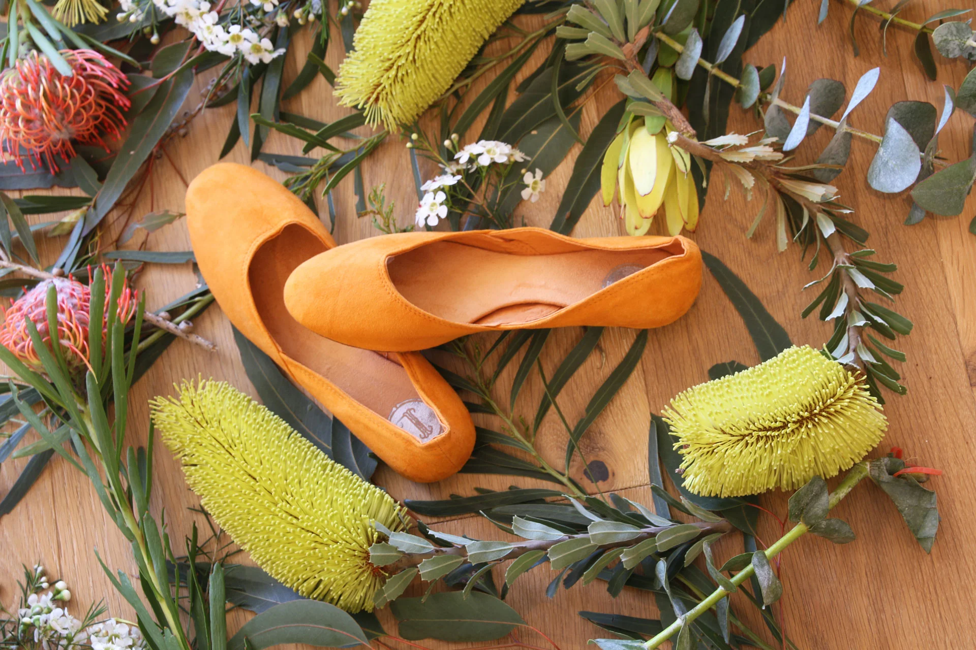 FloralFlatlay_Tangerine4.jpg