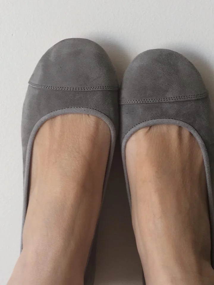 Lunar- Mid Grey Suede 