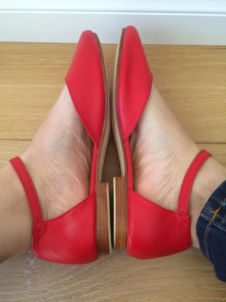 LOLA- Red Leather