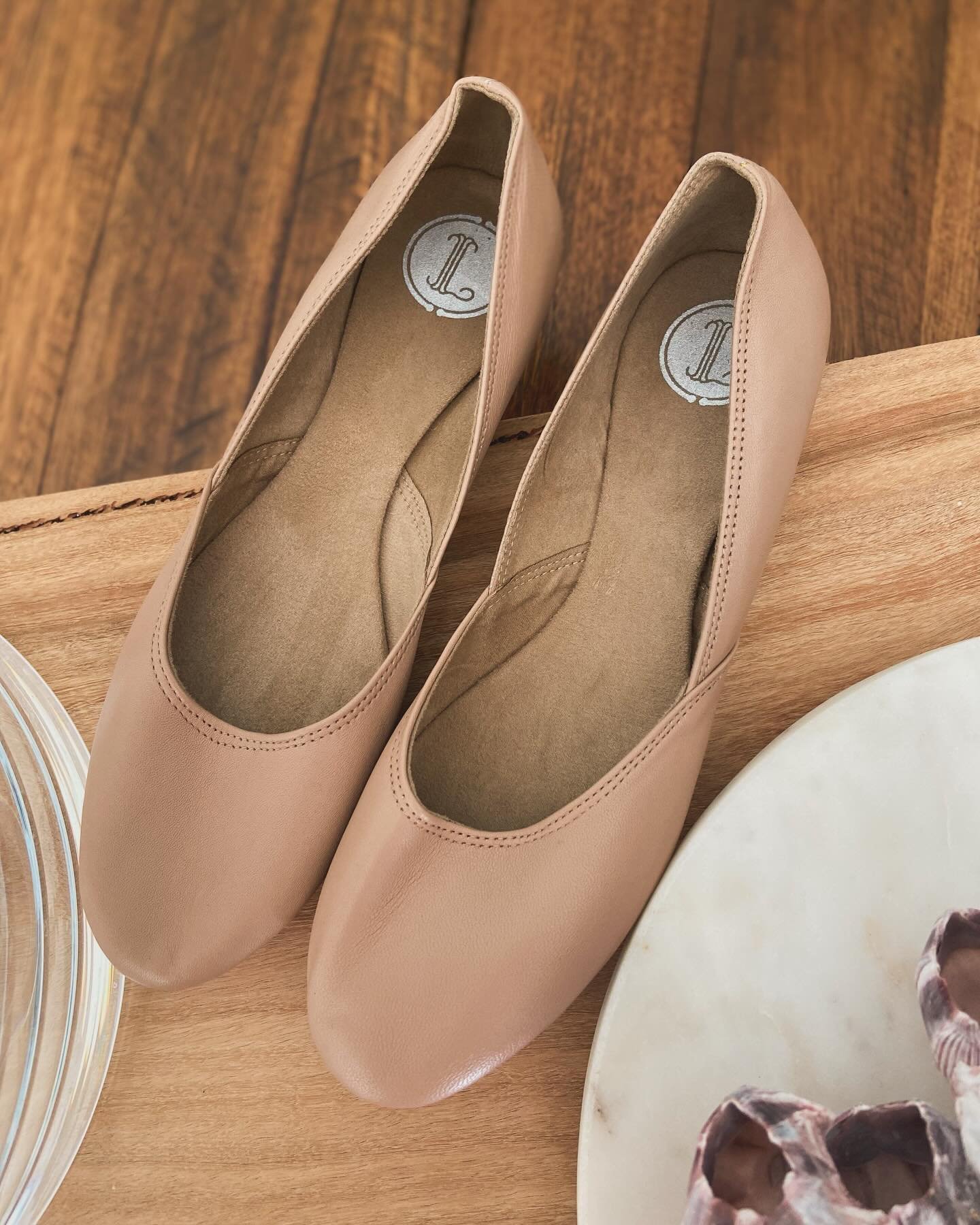 Our Maya Latte leather flats. These beauties literally walk out the door! 😁